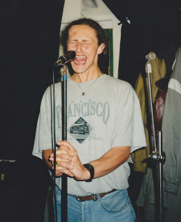 Ya-Hozna in rehearsal room (1997)