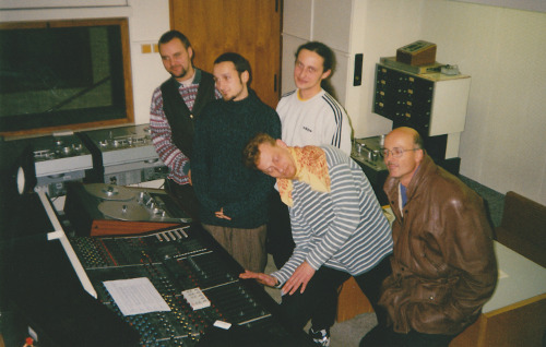 Con il gruppo Ya-Hozna in studio (1998)